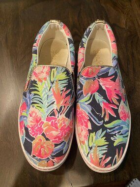 Lilly Pulitzer slip on sneakers Size 6 Tropical Print